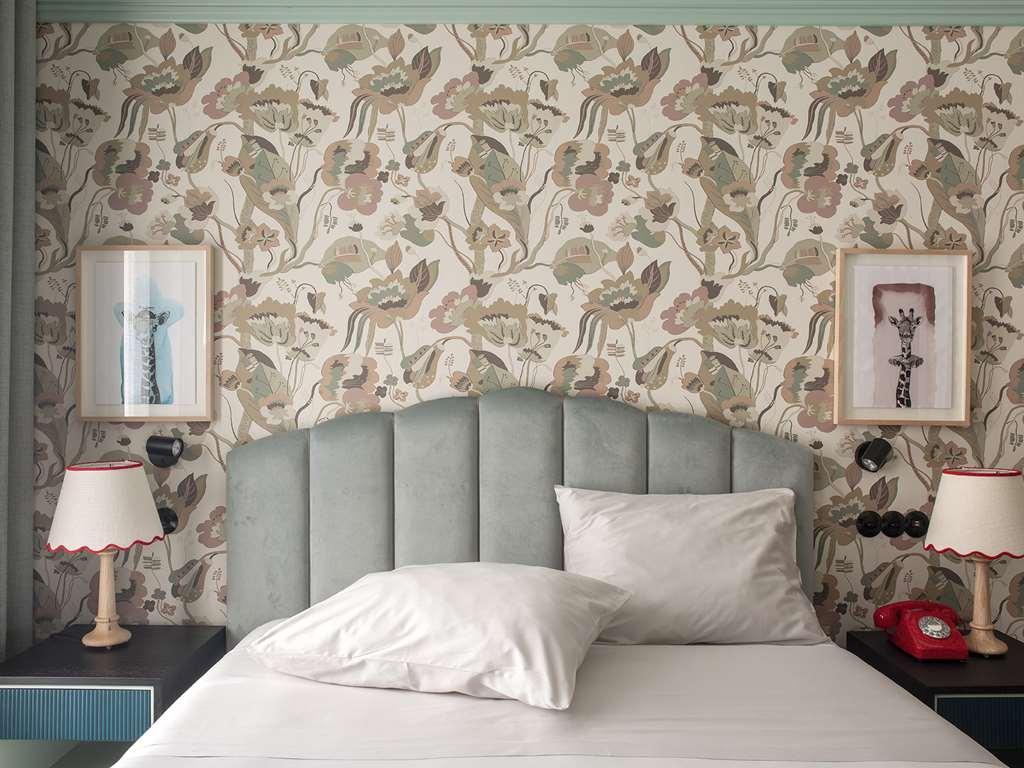 The Editory Boulevard Aliados Hotel - Preferred Hotels Порту Номер фото Wallpaper in a bedroom